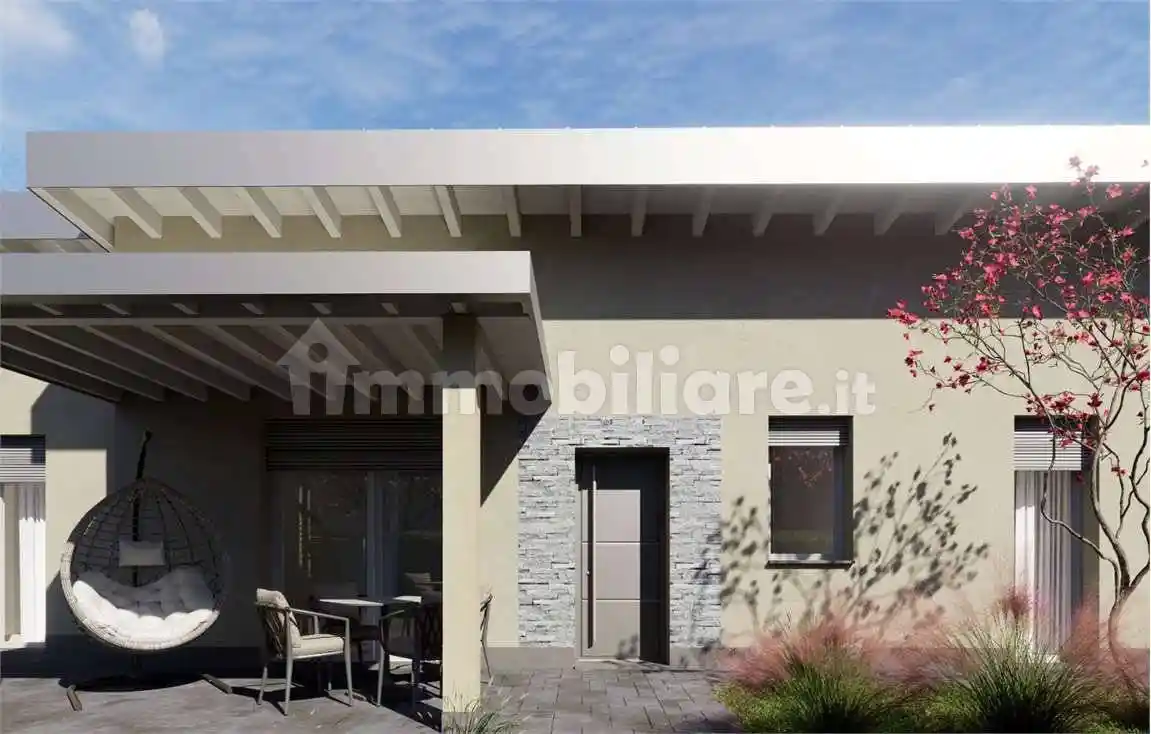 Villa in vendita a Senna Comasco