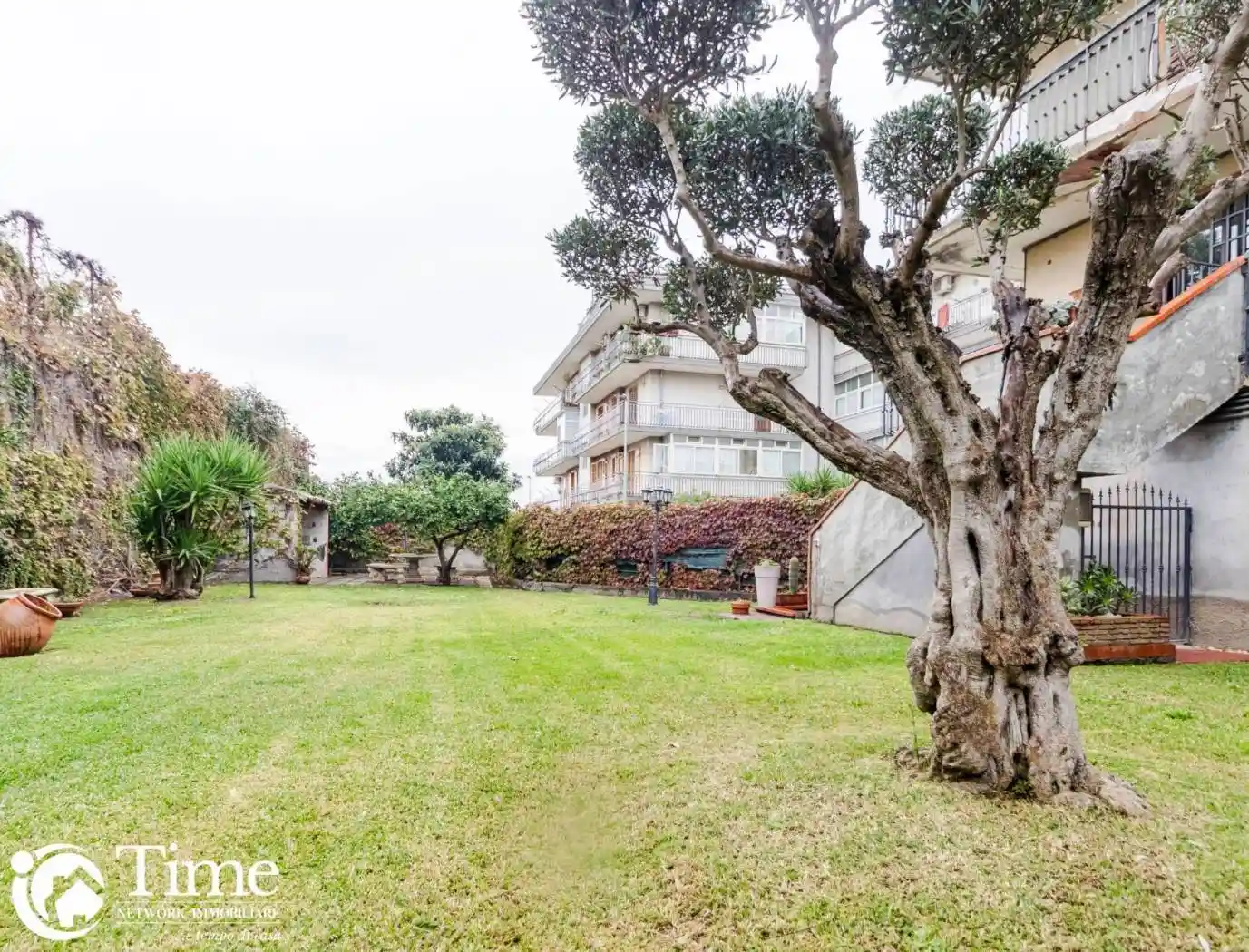 Appartamento in vendita a Aci Catena