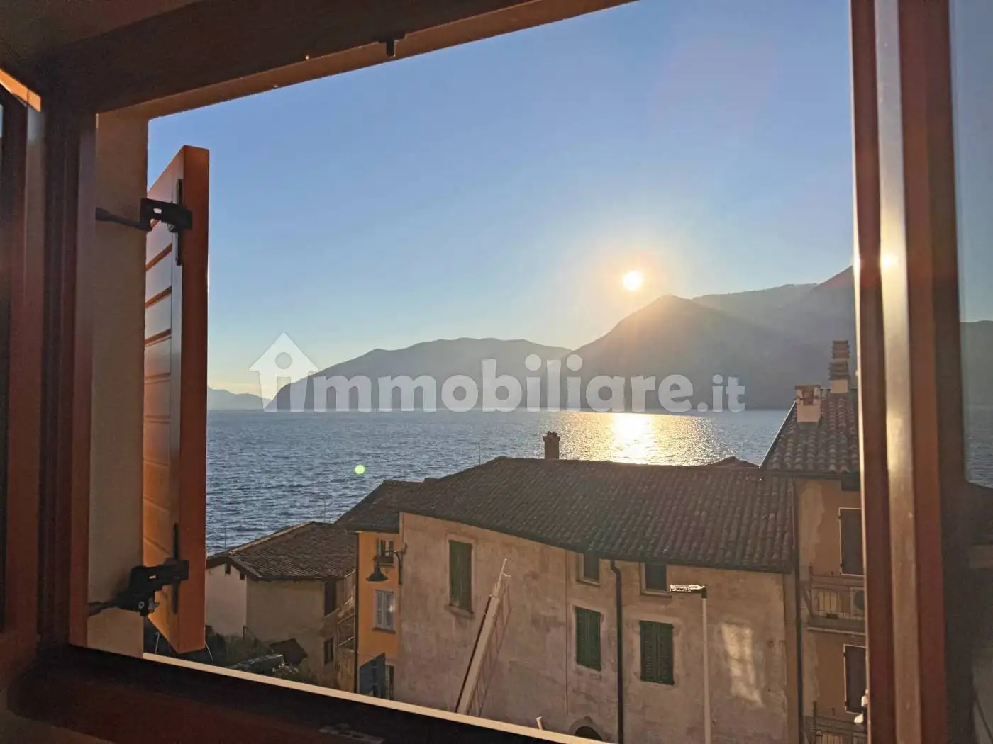 Rustico - Casale in vendita a Marone