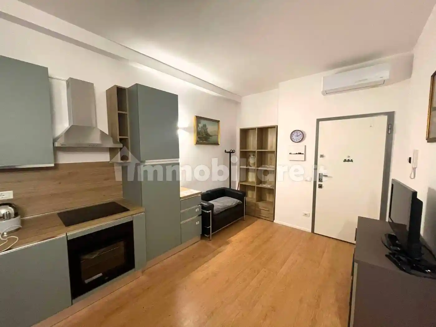 Bilocale via Lorenteggio 39, Giambellino, Milano - foto 2