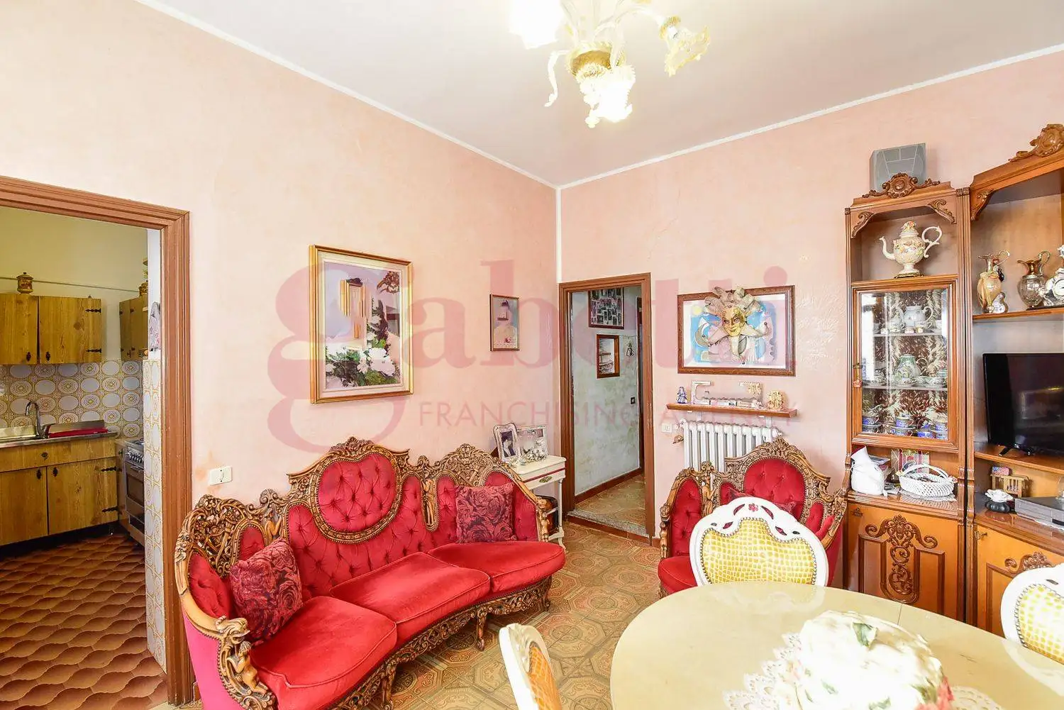 Appartamento in vendita a Carugo