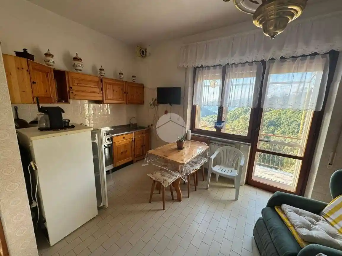 Appartamento via Giuseppe Mazzini, Masso, Castiglione Chiavarese - foto 4