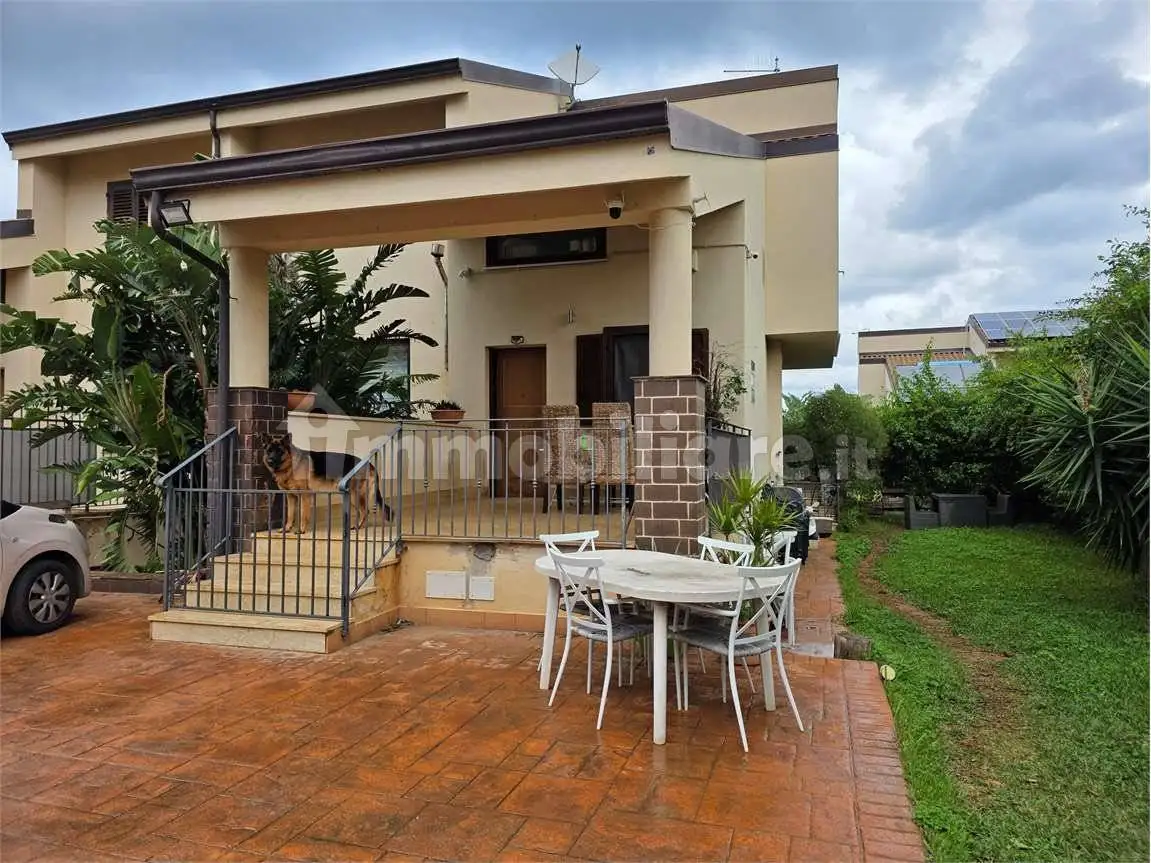 Villa in vendita a Carini