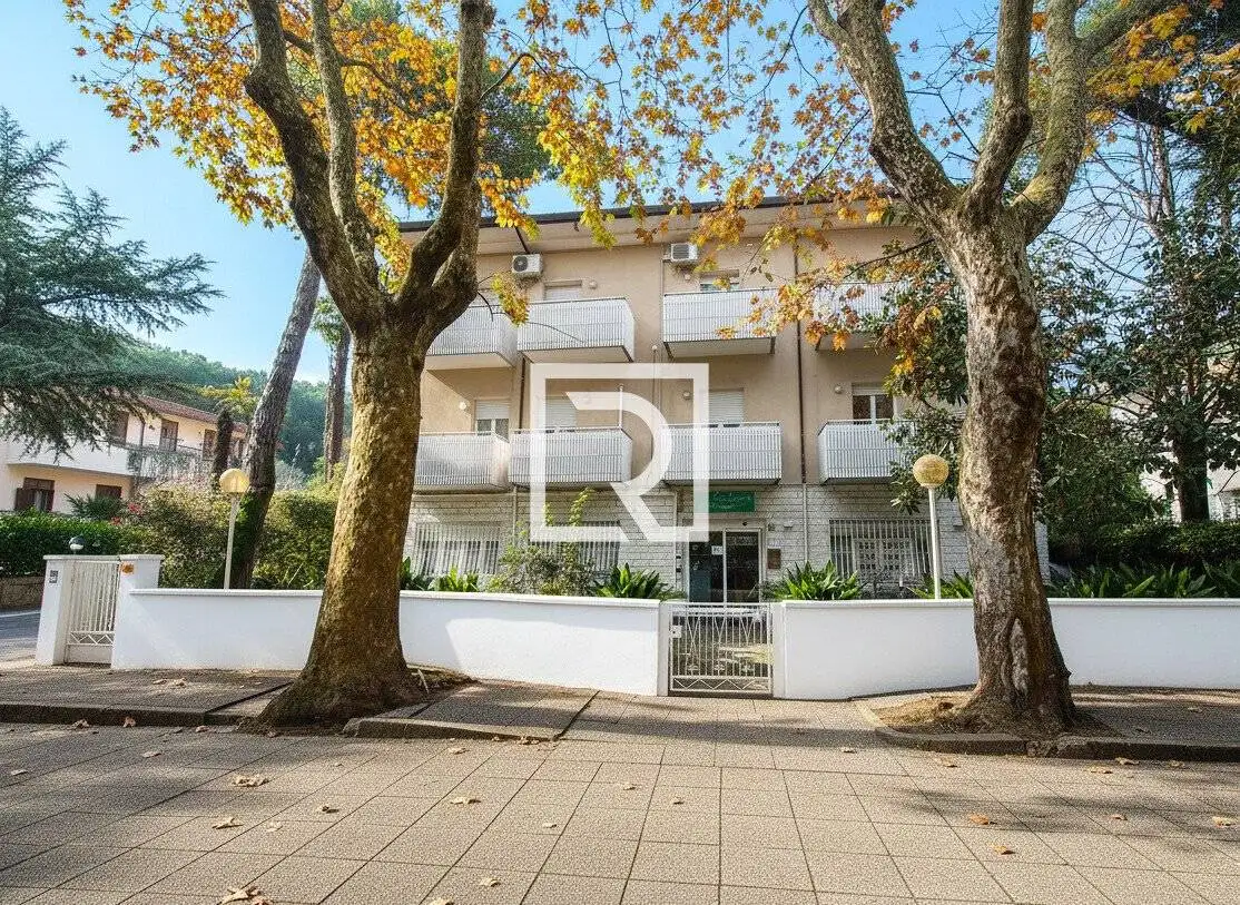 Palazzo - Edificio in vendita a Cervia