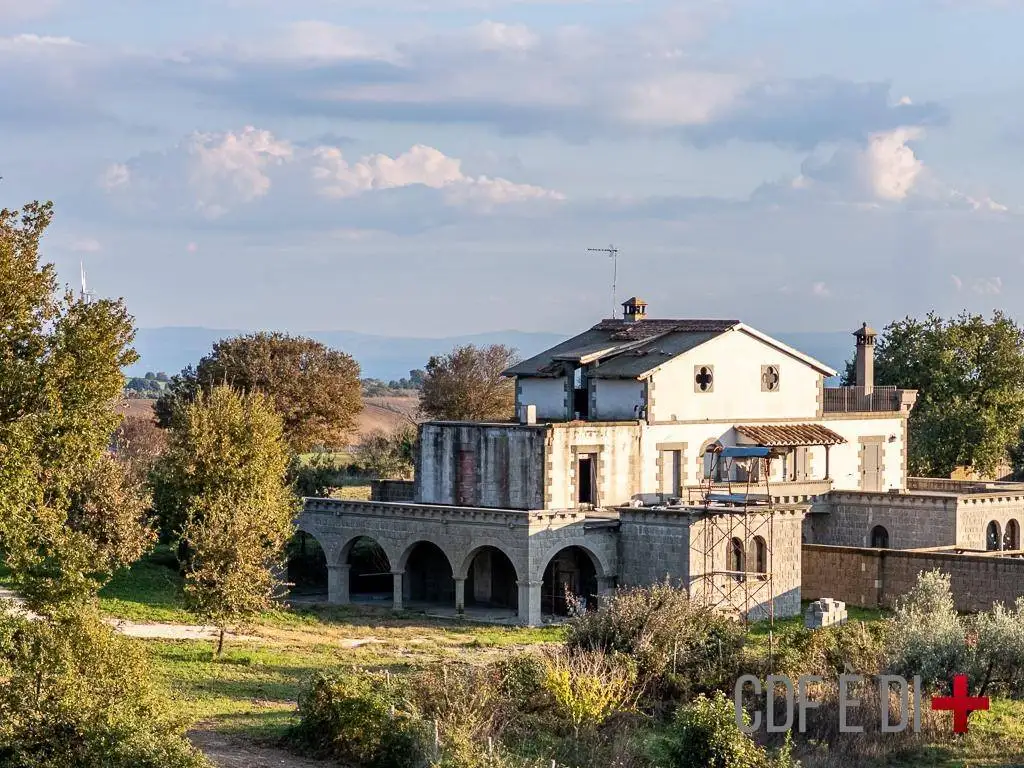 Villa in vendita a Piansano
