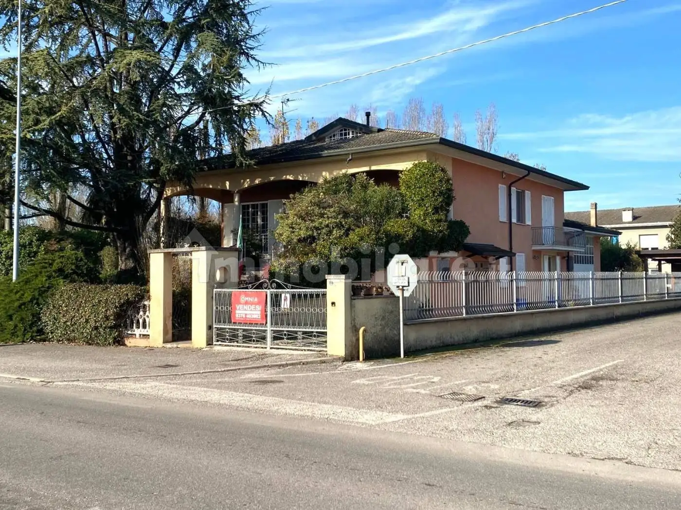 Villa in vendita a Marcaria