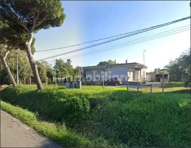 Villa in asta a Latina