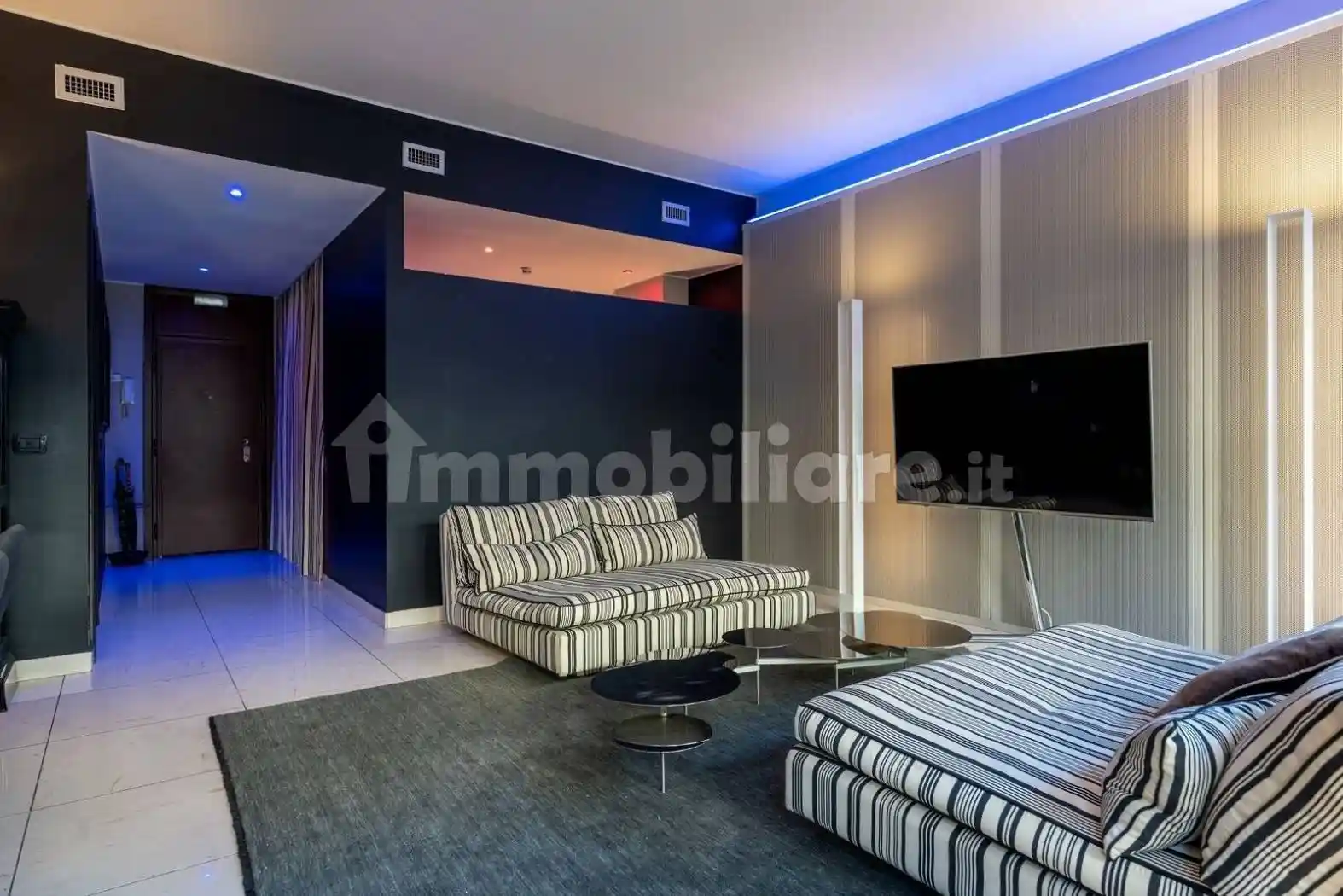 Bilocale via Vitruvio 43, Centrale, Milano - foto 2