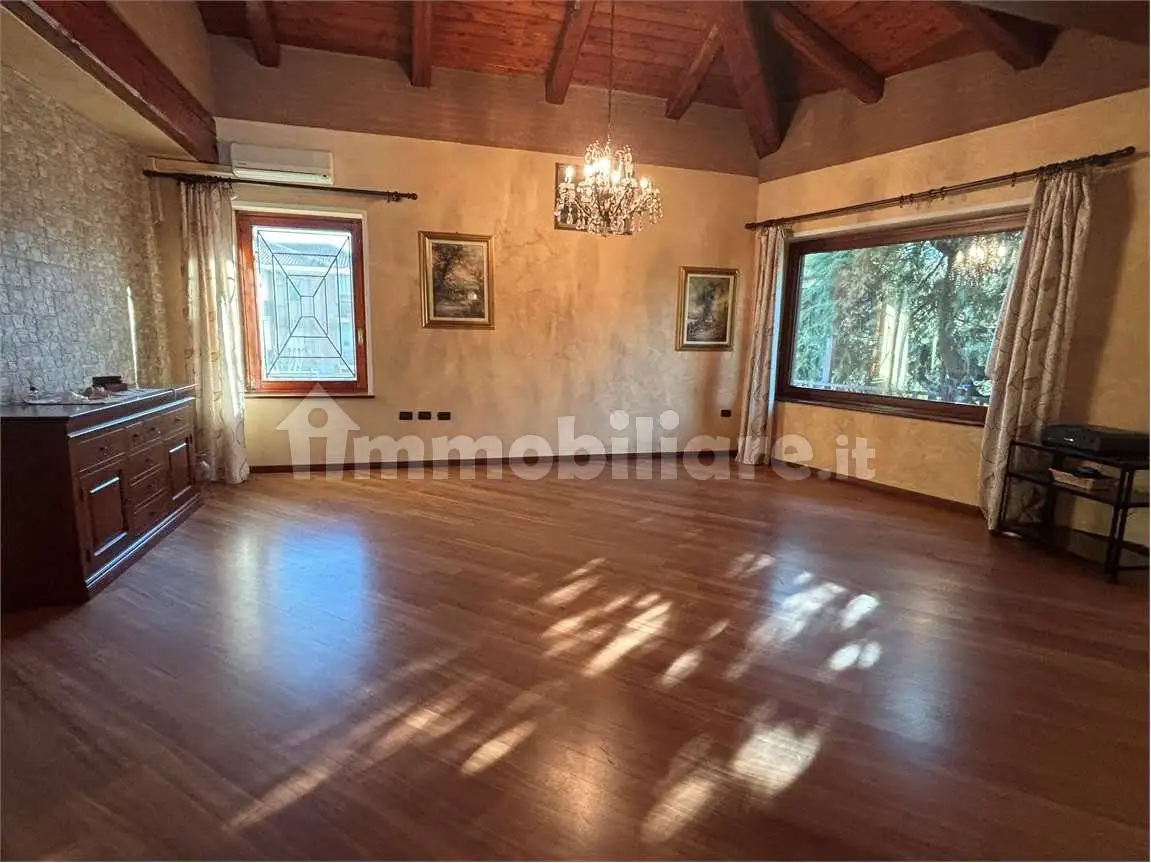 Villa unifamiliare via Cottolengo, 10, Centro, Cavour - foto 5