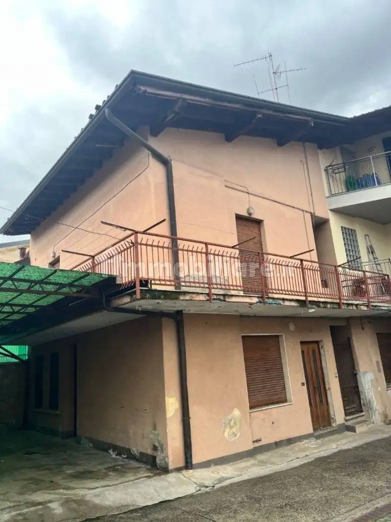 Appartamento in vendita a Calusco d'Adda