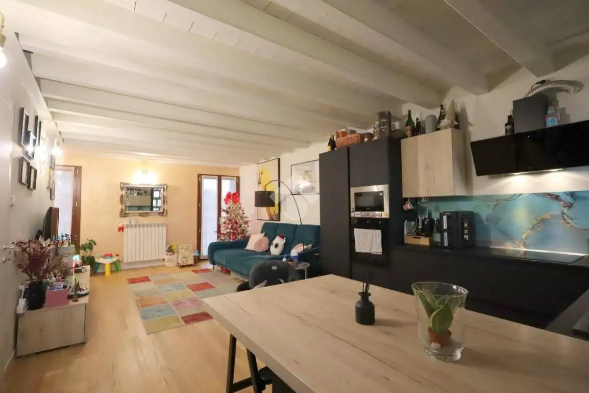 Bilocale via Ester Roversi 40, Centro, Borgosatollo - foto 4