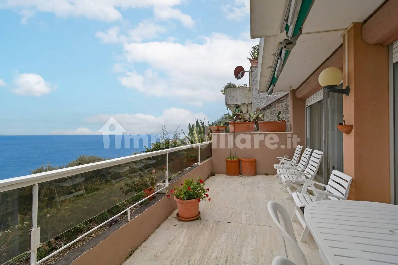 Appartamento in vendita a Bergeggi