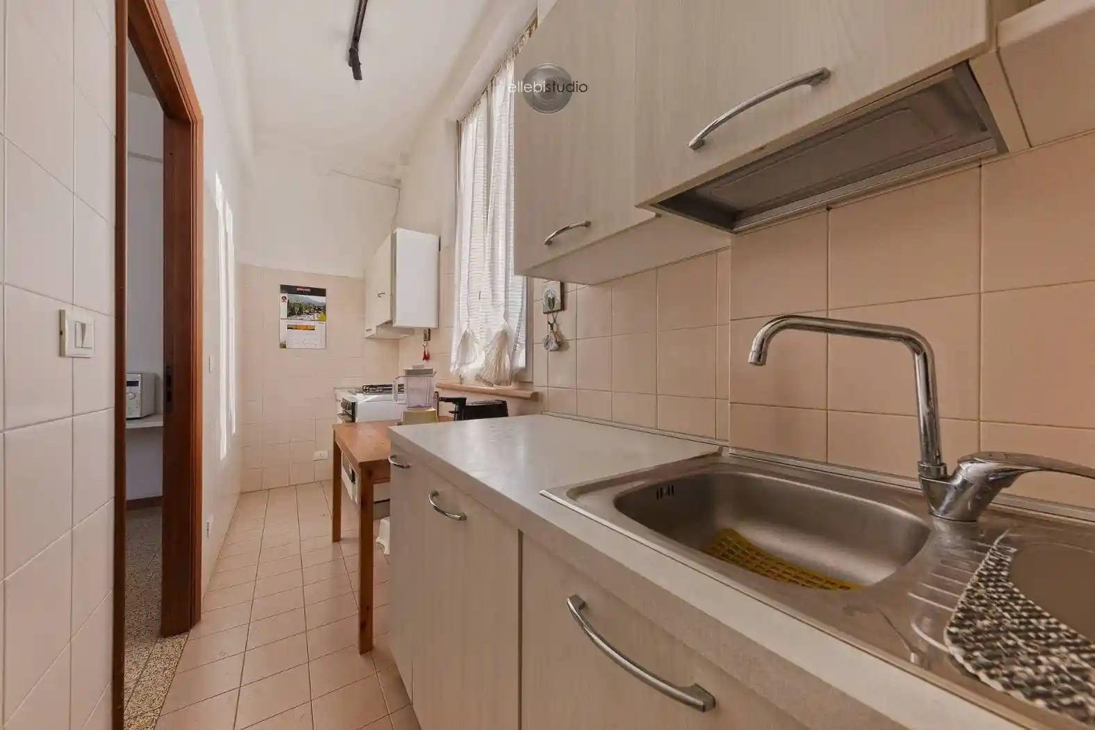 Quadrilocale largo Ludovico Antonio Muratori, Centro Storico, Modena - foto 4