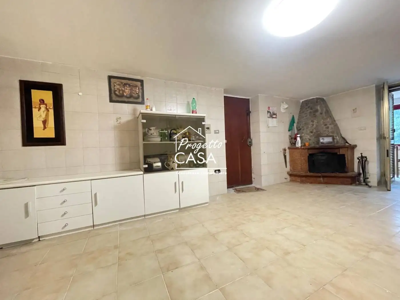 Appartamento in vendita a Castel Volturno