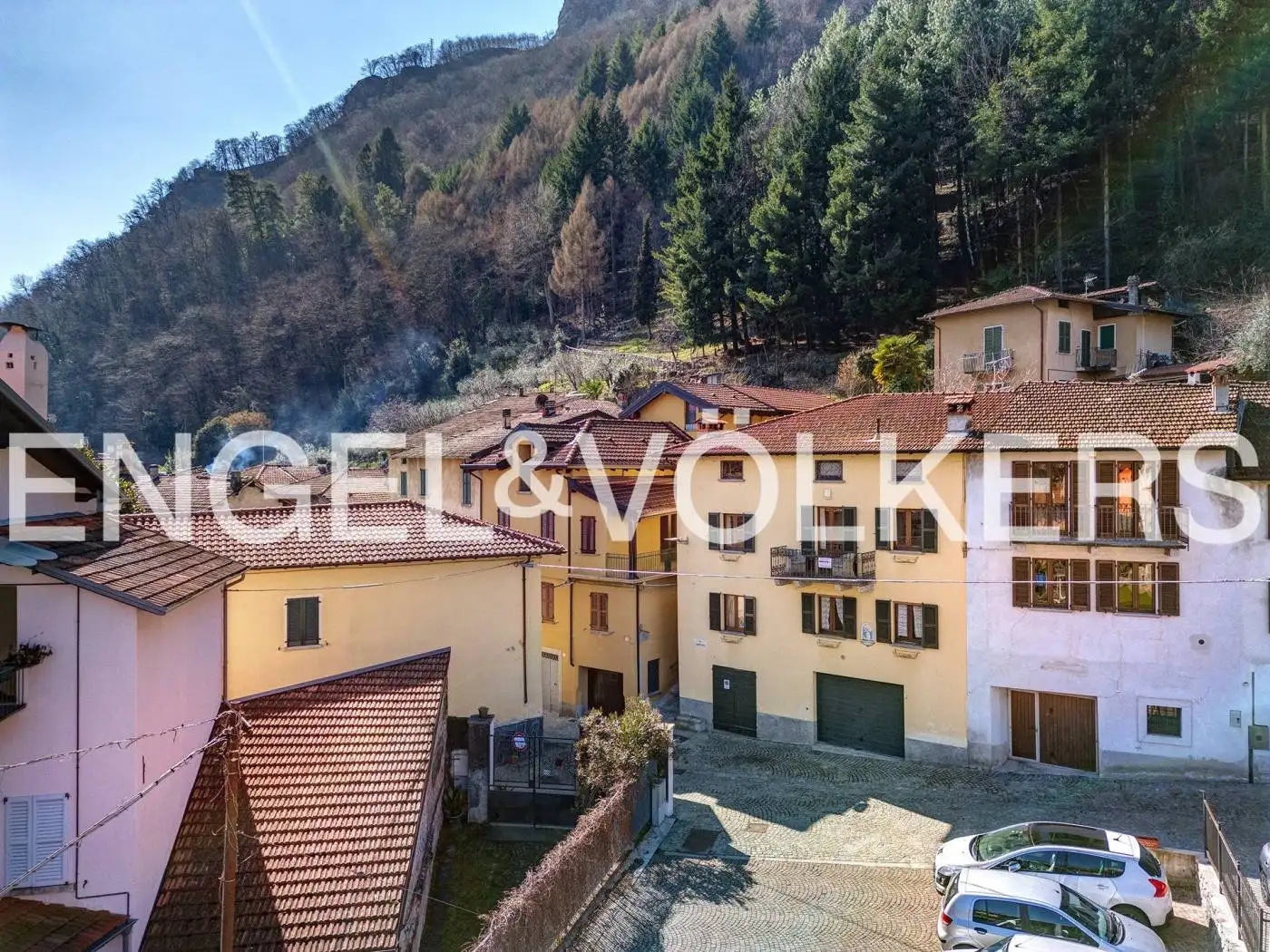 Terratetto unifamiliare 280 m², ottimo stato, Dongo - foto 2