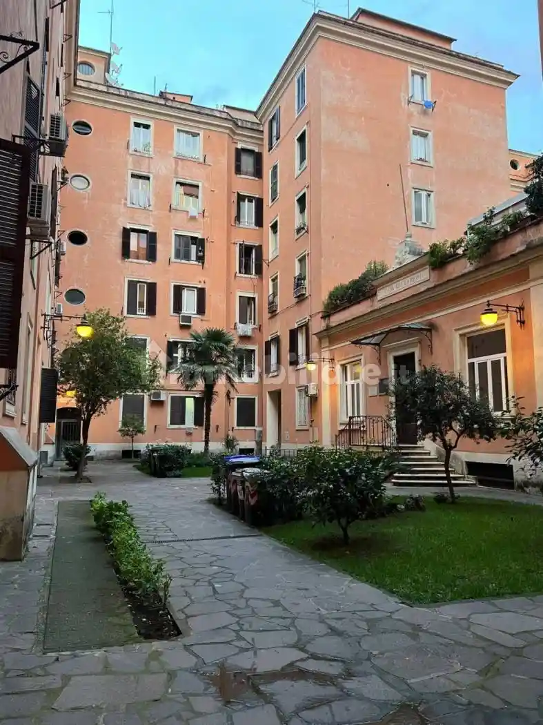 Bilocale via Amerigo Vespucci 41, Testaccio, Roma - foto 4