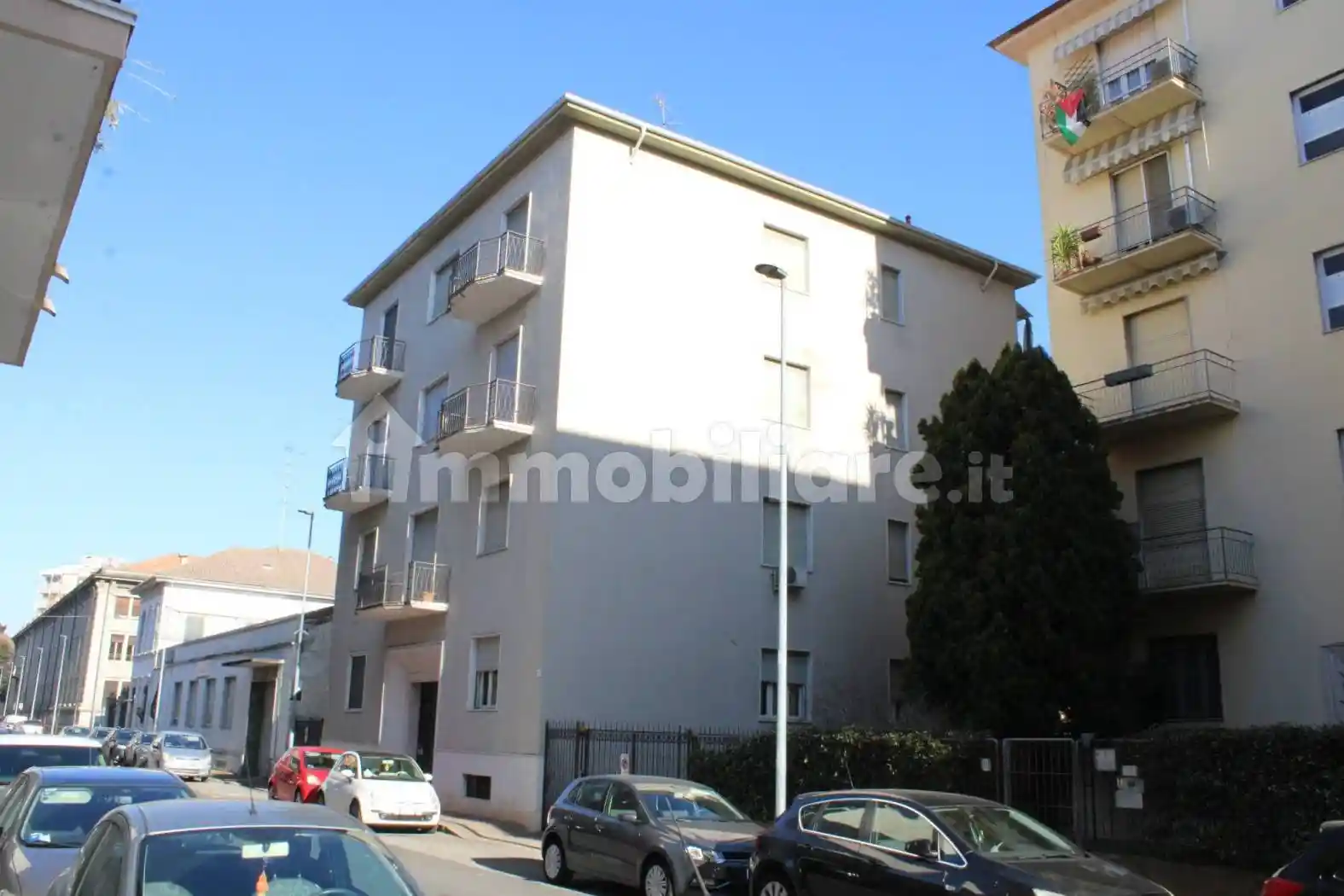 Appartamento in vendita a Vercelli