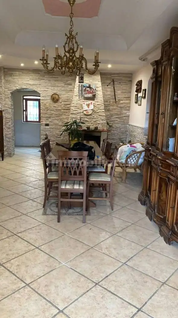 Villa in vendita a Giugliano in Campania