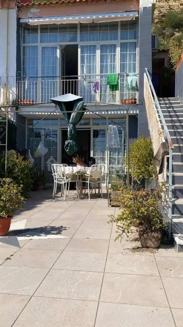 Appartamento in vendita a Pozzuoli