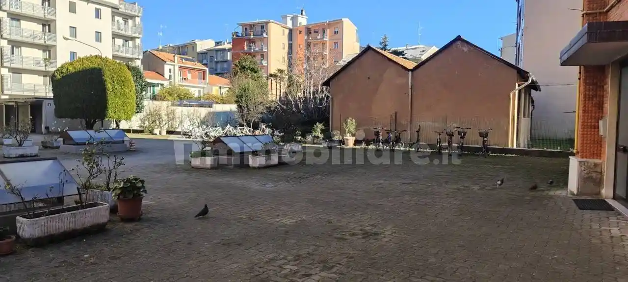 Trilocale via Pellegrino Pellegrini 18, San Martino, Novara - foto 3