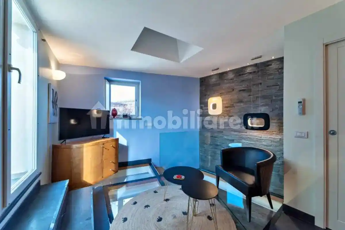 Quadrilocale piazzetta Luigi Settembrini, Tribunali, Napoli - foto 4