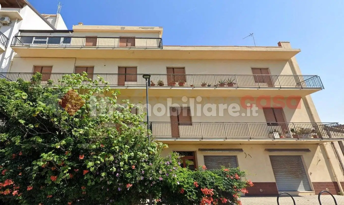 Palazzo - Edificio in vendita a Reggio Calabria