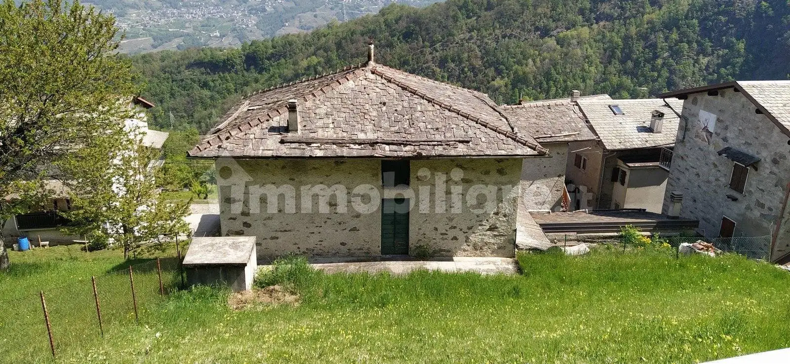 Villa in vendita a Ponte in Valtellina