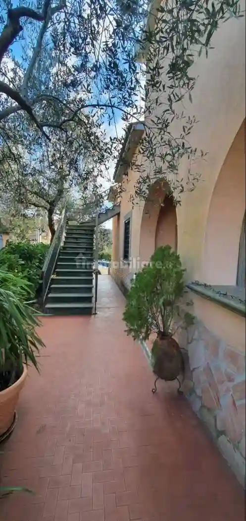 Villa unifamiliare via Francesco Serrani 14, Centro, Castelnuovo di Porto - foto 3