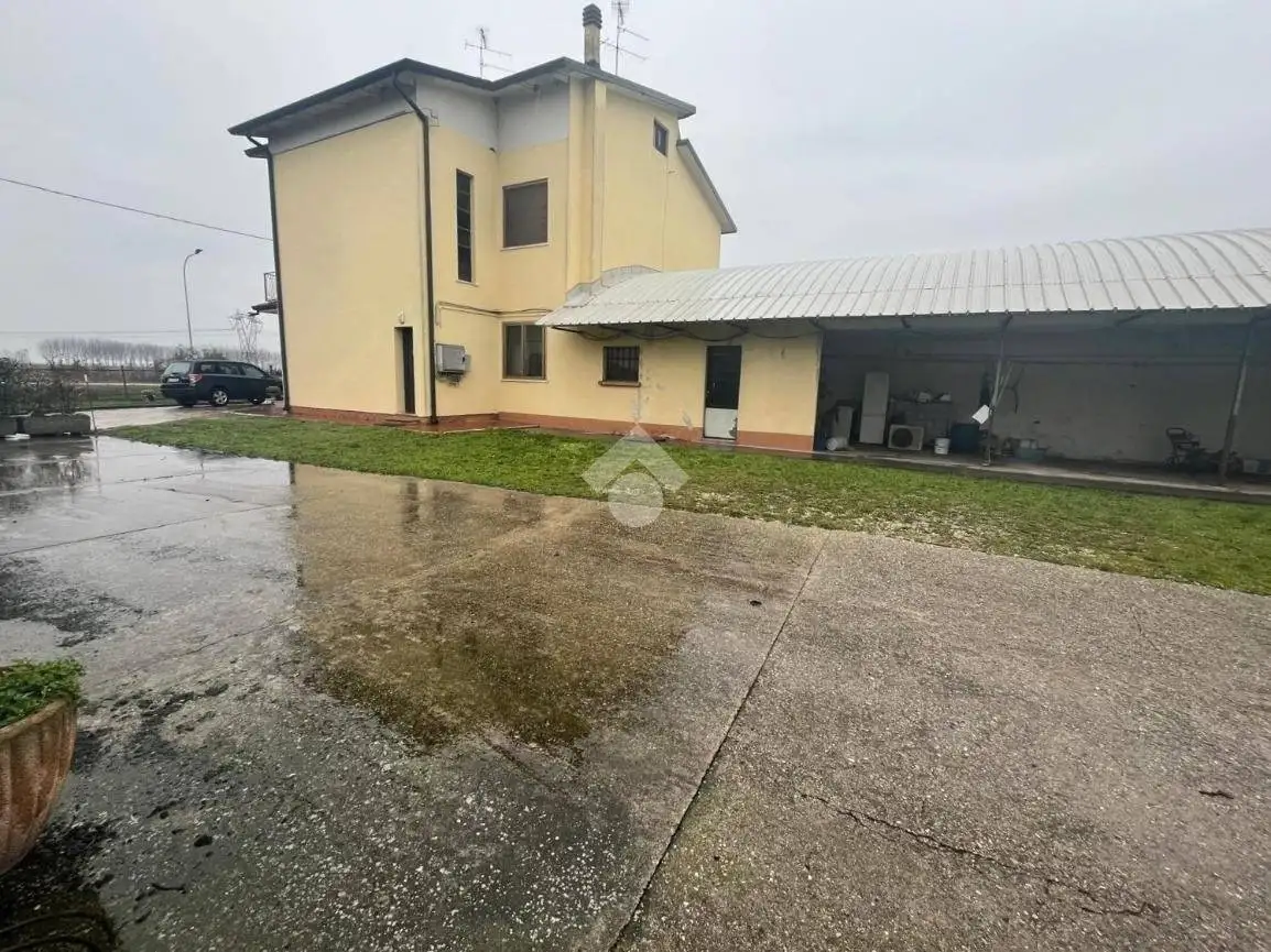 Villa in vendita a San Giorgio Bigarello