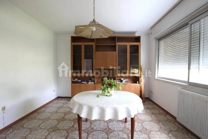 Appartamento in vendita a Calderara di Reno