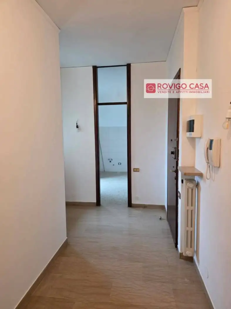 Appartamento buono stato, secondo piano, Centro Storico, Rovigo - foto 3