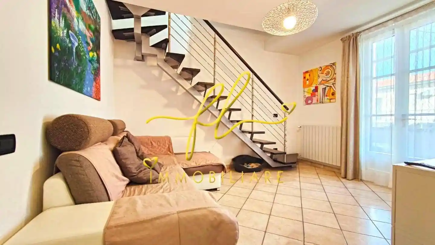 Appartamento in vendita a Rosignano Marittimo