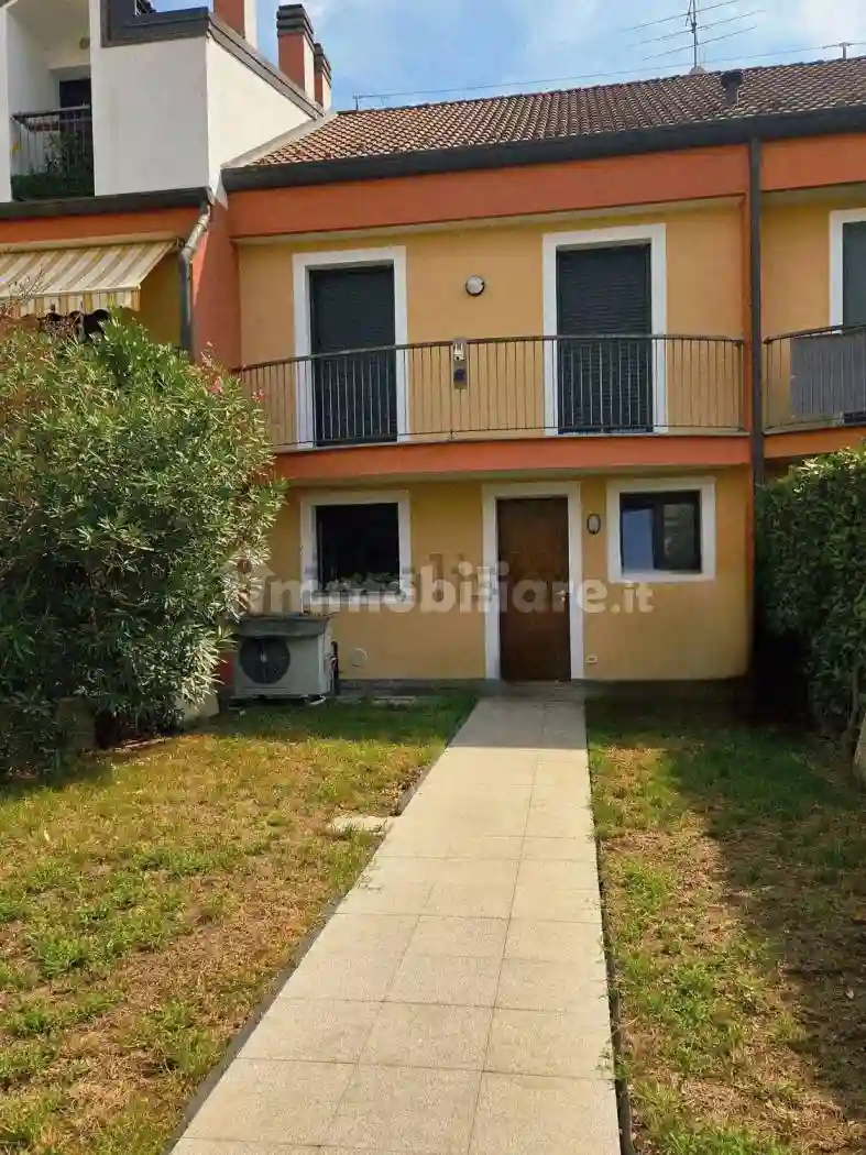 Villetta a schiera - foto 2