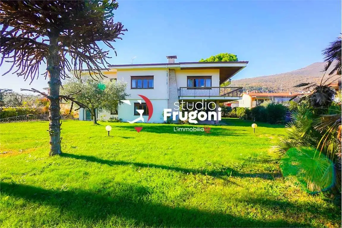 Villa in vendita a Gavardo