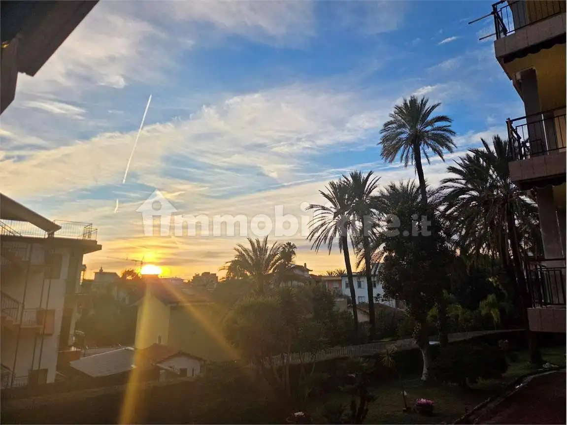 Appartamento in vendita a Bordighera