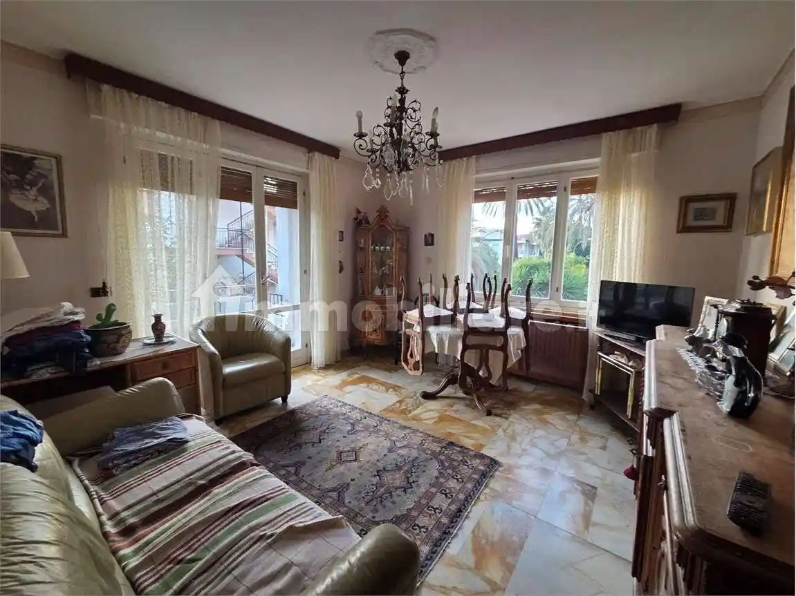 Quadrilocale via Cavour, 8, Centro, Bordighera - foto 4