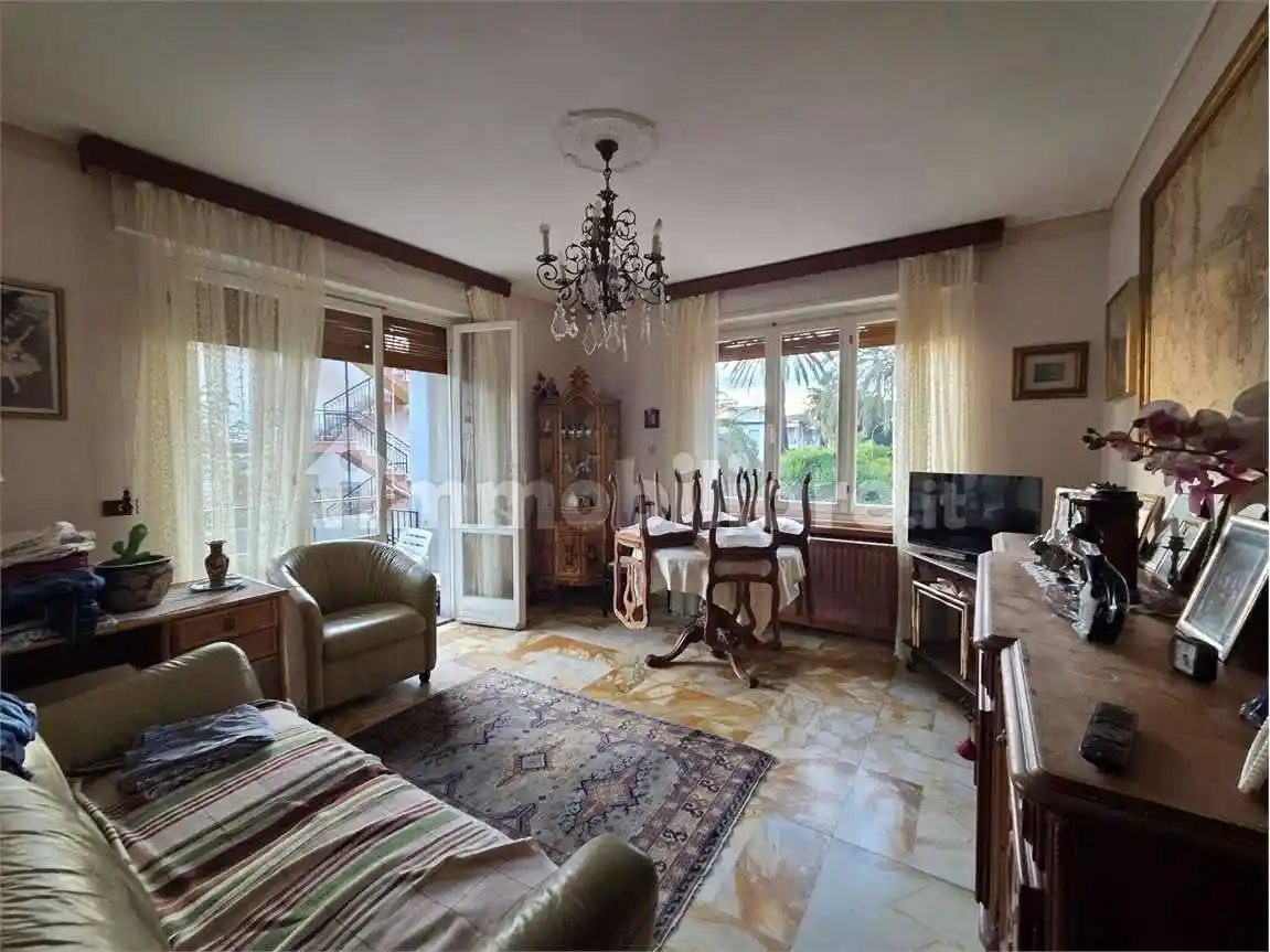 Quadrilocale via Cavour, 8, Centro, Bordighera - foto 5