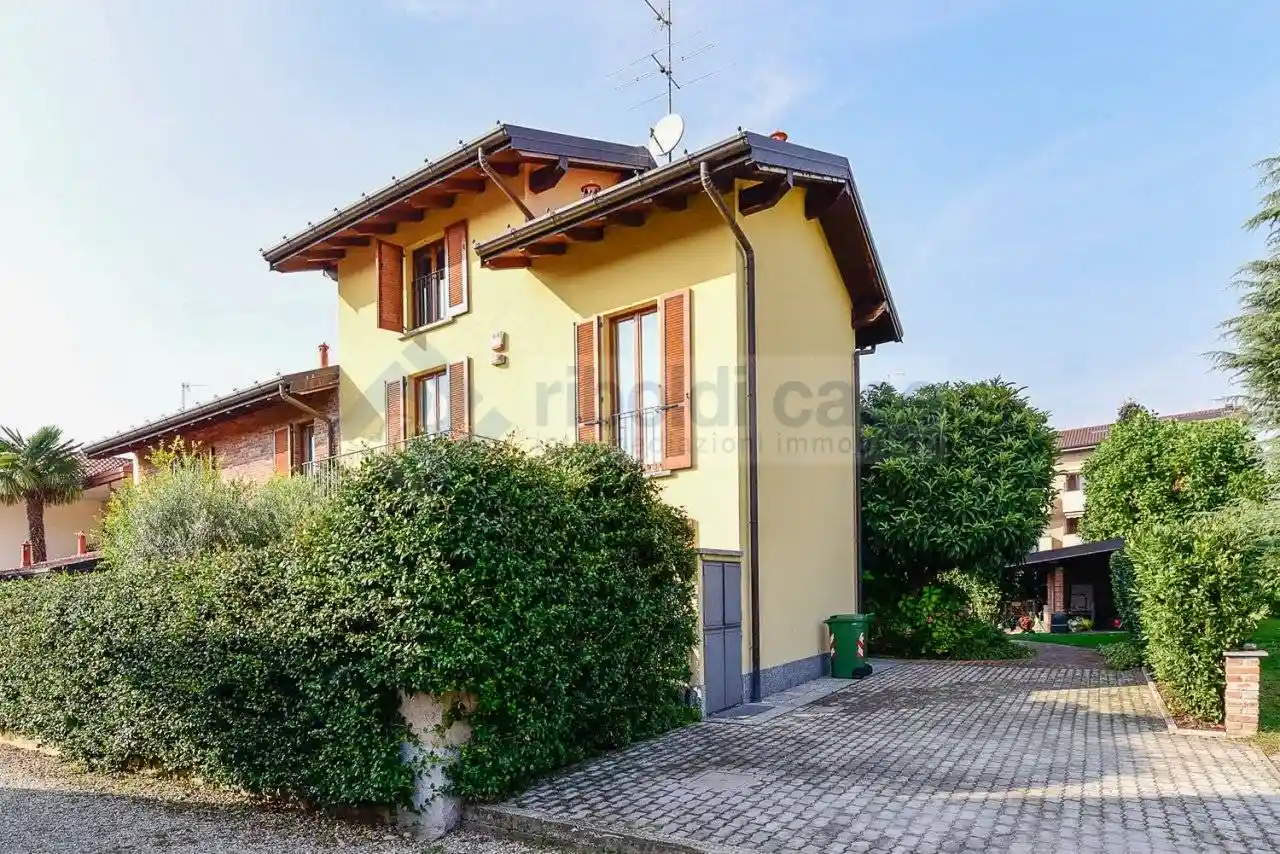 Villa unifamiliare, ottimo stato, 220 m², Santa Valeria, Seregno - foto 2
