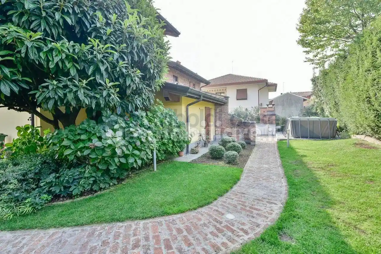 Villa unifamiliare, ottimo stato, 220 m², Santa Valeria, Seregno - foto 3