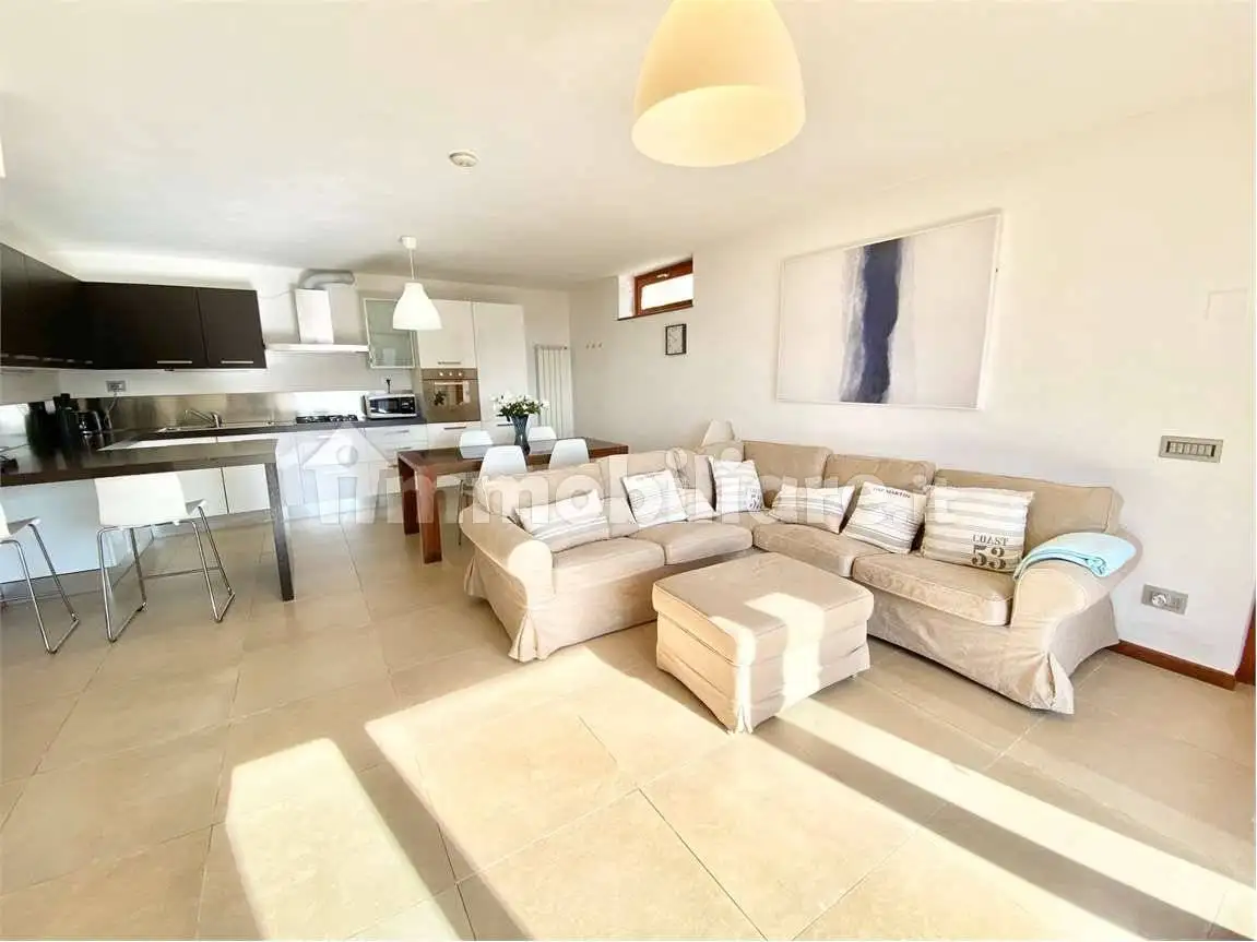 Terratetto unifamiliare 140 m², buono stato, Centro, Dumenza - foto 2