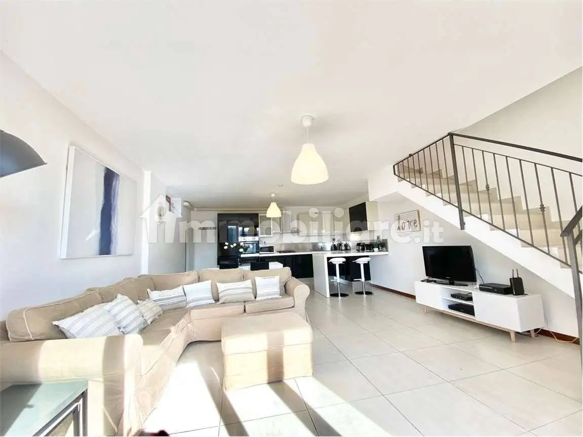 Terratetto unifamiliare 140 m², buono stato, Centro, Dumenza - foto 2