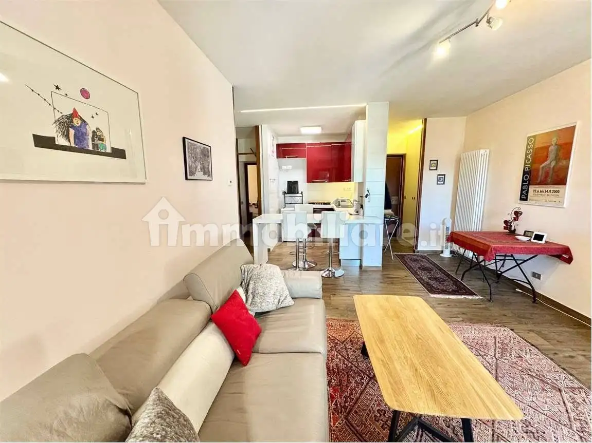 Trilocale buono stato, piano terra, Centro, Cadegliano-Viconago - foto 4