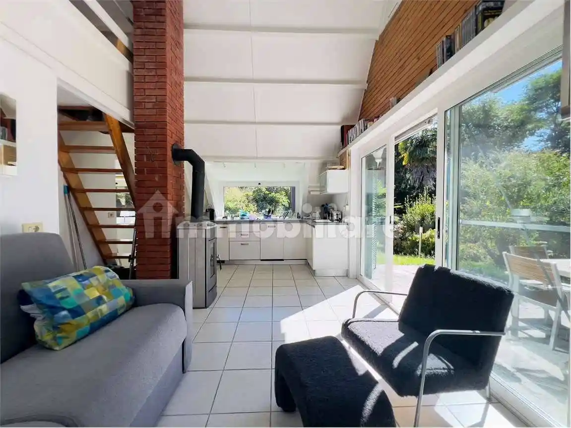 Terratetto unifamiliare 80 m², buono stato, Villaggio Olandese, Brezzo di Bedero - foto 3