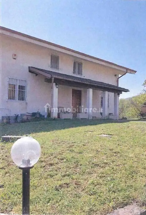 Villa in asta a Avolasca