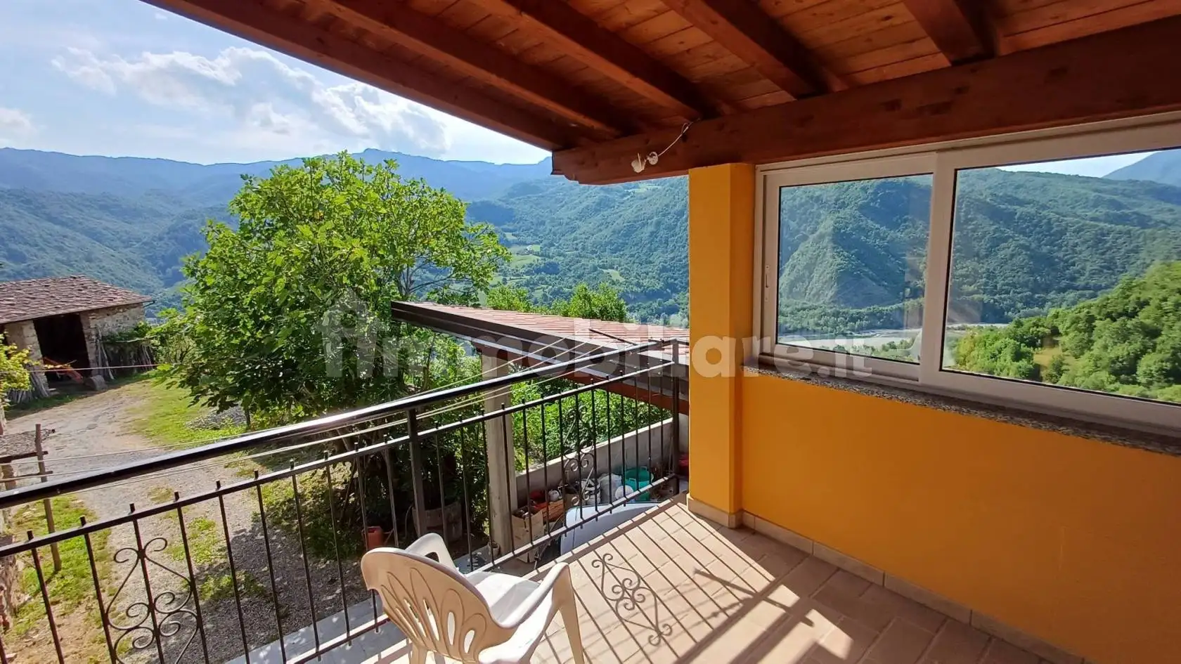 Villa in vendita a Corte Brugnatella