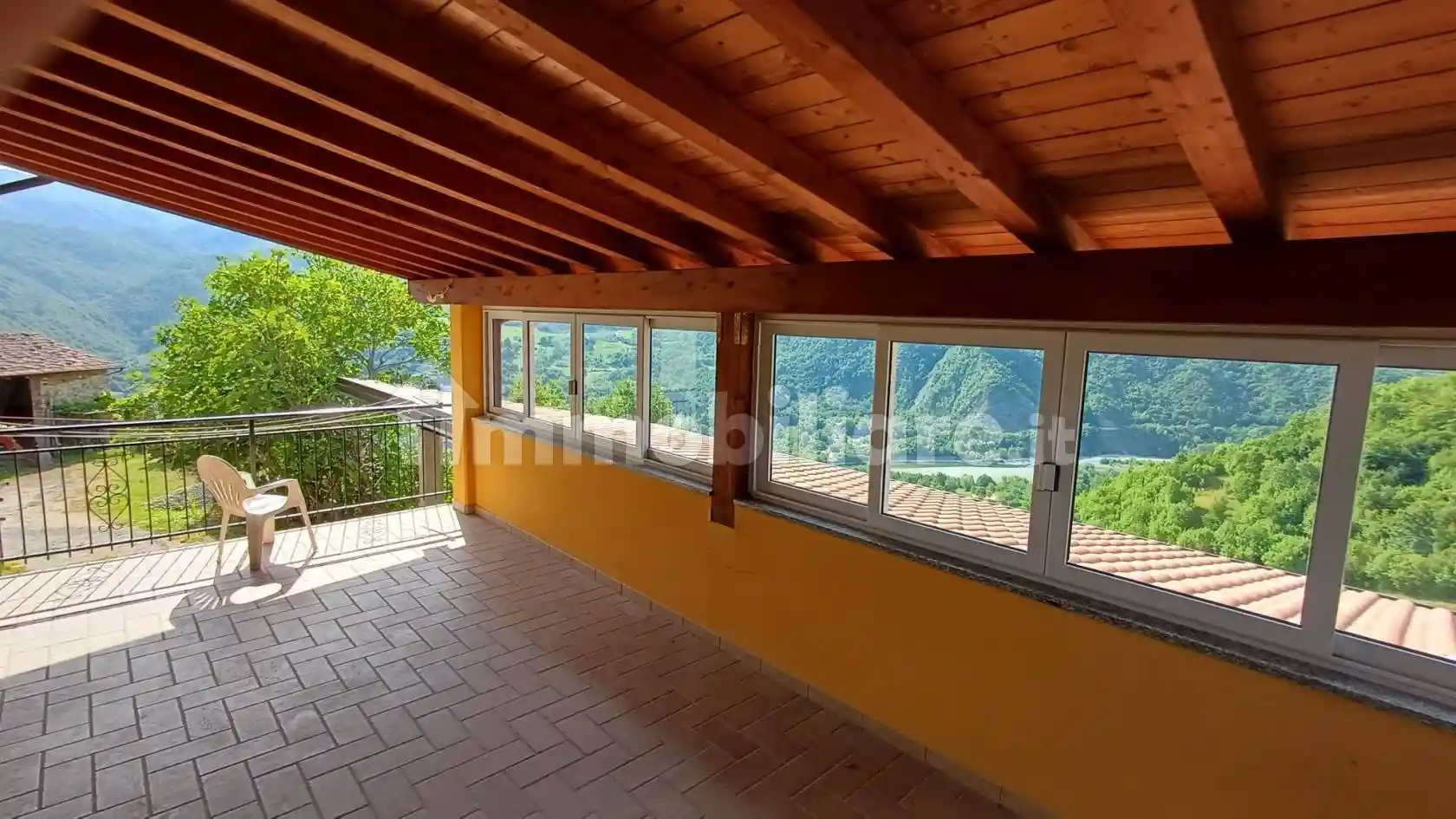 Villa unifamiliare Località Costa, Corte Brugnatella - foto 2