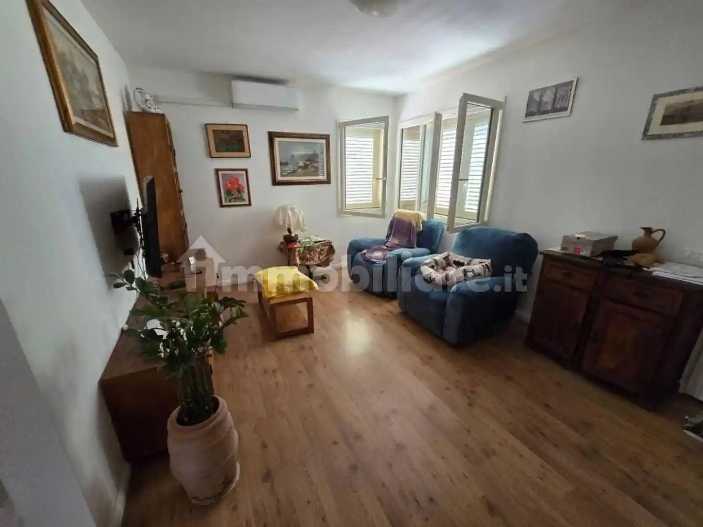 Casa indipendente in vendita a Massa