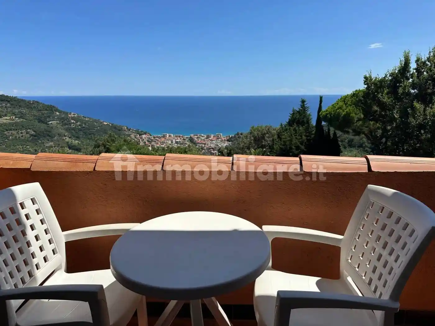 Appartamento in vendita a Finale Ligure