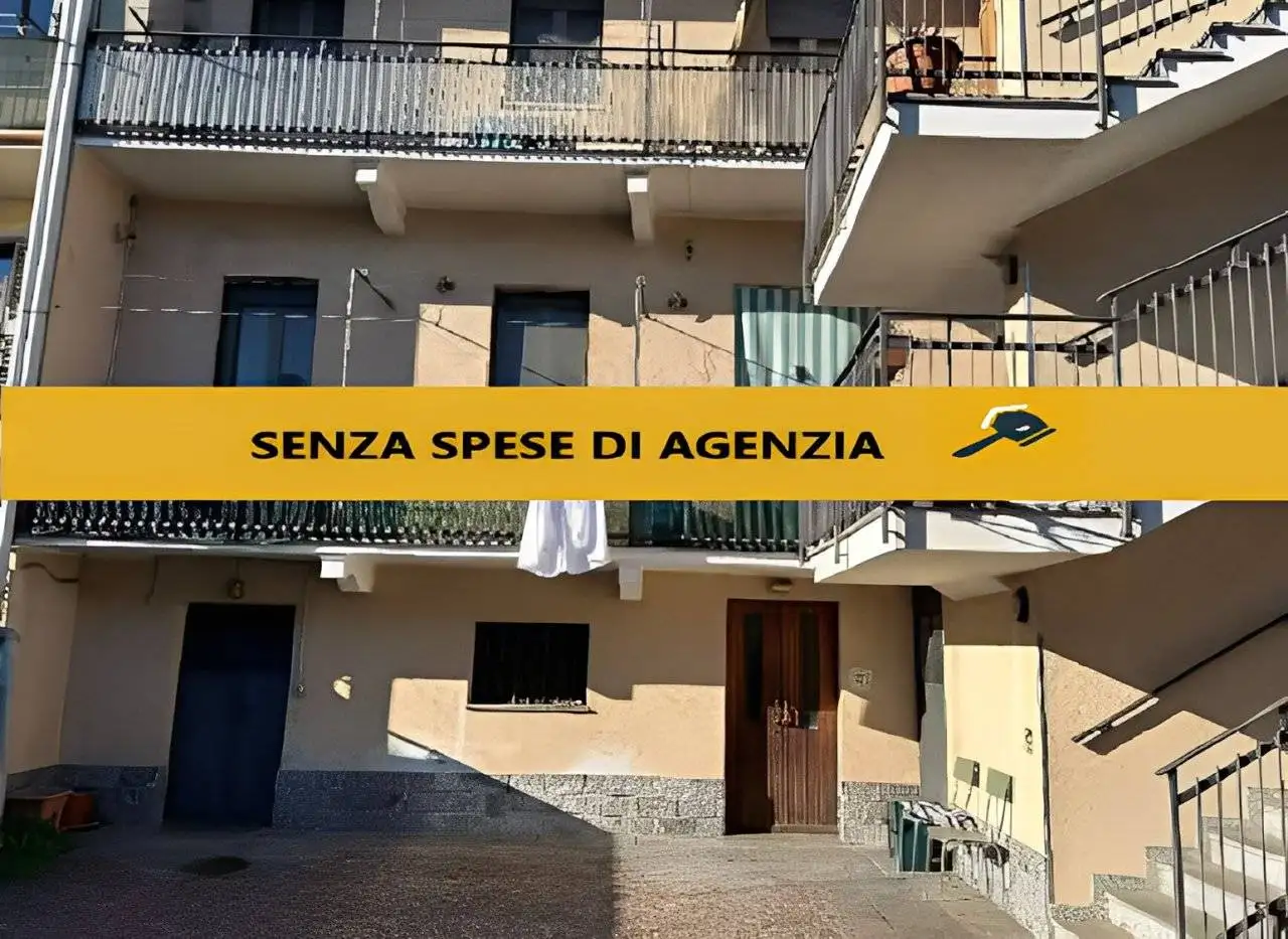 Appartamento in asta a Sesto Calende