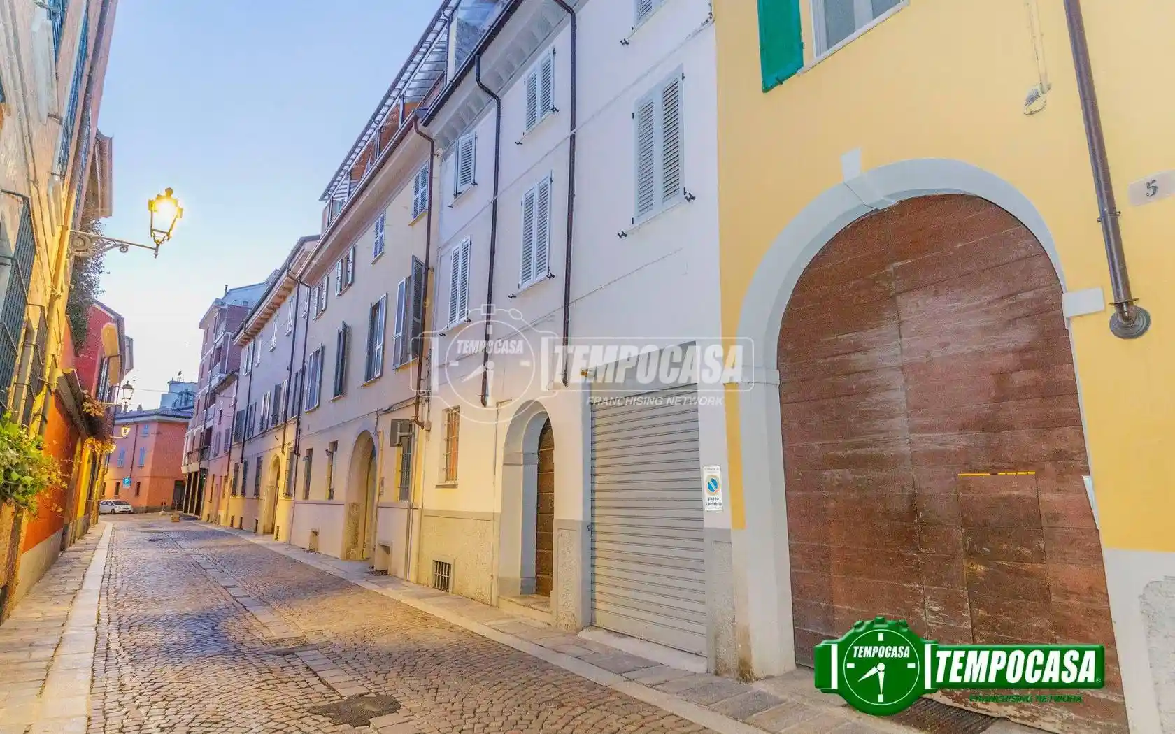 Appartamento in vendita a Piacenza